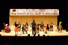 Outreach Mini Concert photo2