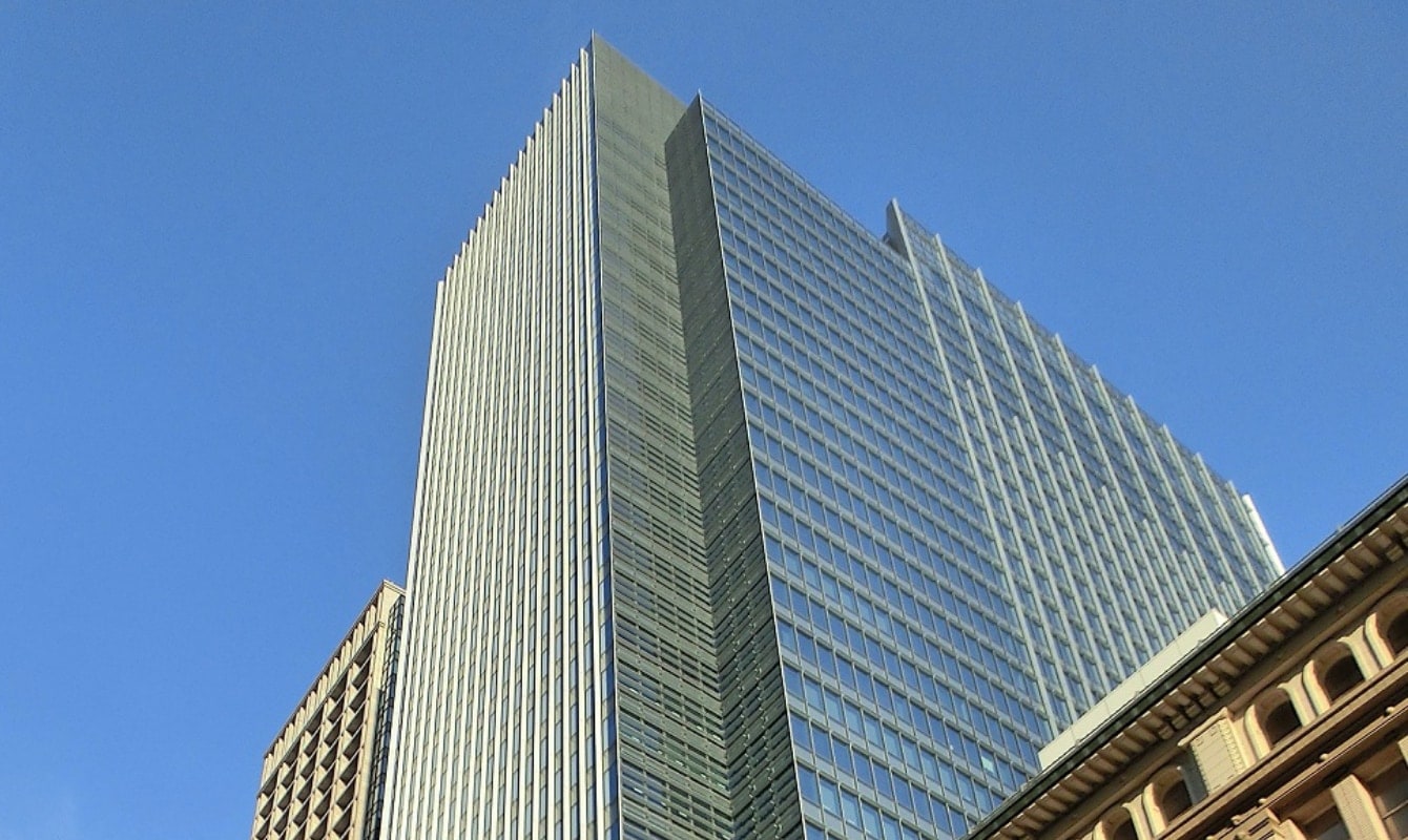 本社外観