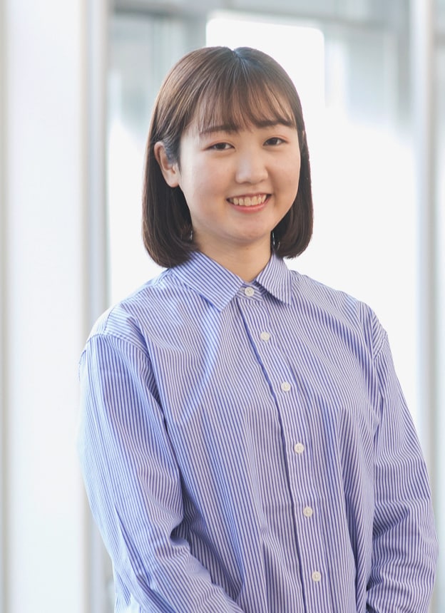 事務系（資材） Risako Tsuchiya