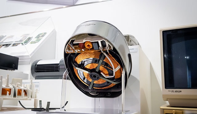Dismantled Rice Cooker