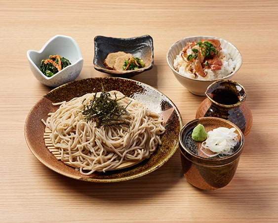 Zaru Soba Noodles and Mini Yakitori Bowl Set