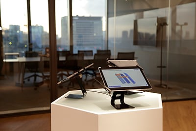 Introduction of highlight products for major applications via 3D touch screens