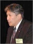 ヘッドビジネスグループ G.M.　上釜 健宏