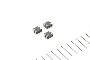 業界初、DisplayPort用薄膜コモンモードフィルタ