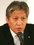 取締役　専務執行役員　ヘッド ビジネス・グループ G.M.　上釜 健宏