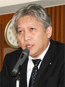 代表取締役社長　上釜 健宏