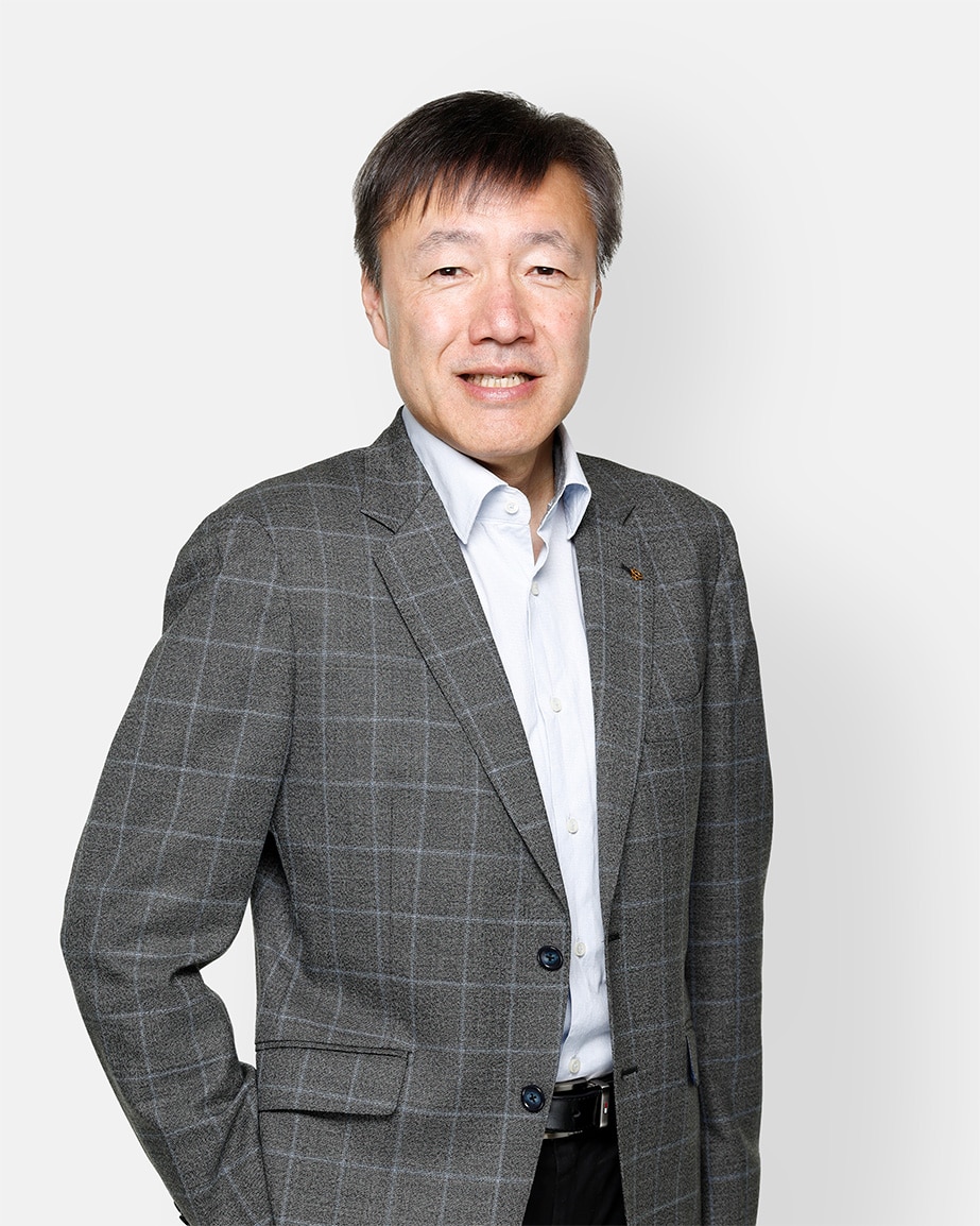 Corporate Officer Takeshi Takahashi