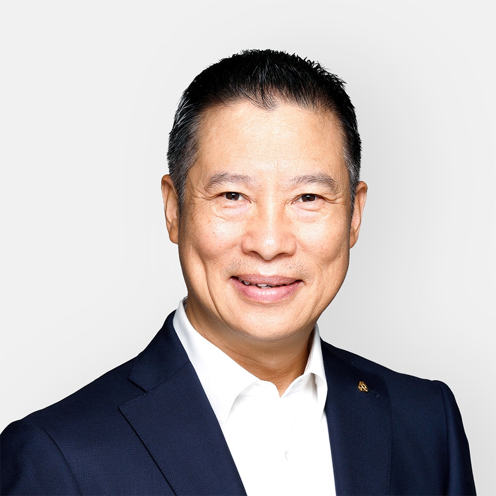 Corporate Officer Ji Bin Geng